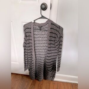 JESSICA SIMPSON Gray & Black Striped Women's Sweater XS
